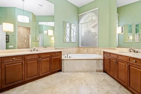 17928 Villa Club Way Boca Raton FL 33496