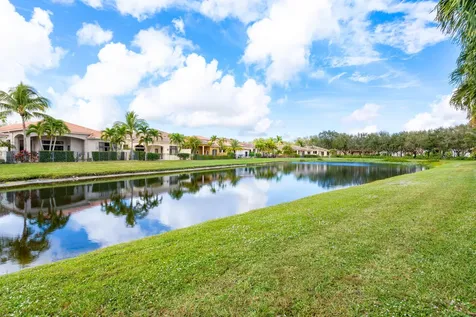 17928 Villa Club Way Boca Raton FL 33496