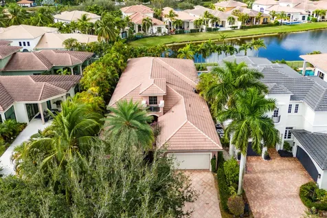 17928 Villa Club Way Boca Raton FL 33496