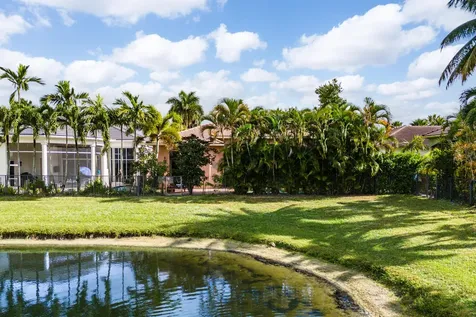 17928 Villa Club Way Boca Raton FL 33496