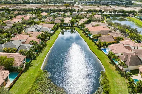 17928 Villa Club Way Boca Raton FL 33496