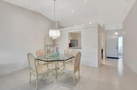 8176 Summerbreeze Lane Boca Raton FL 33496