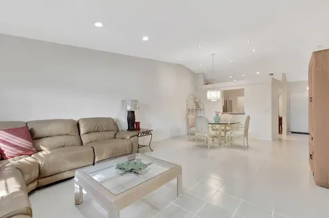 8176 Summerbreeze Lane Boca Raton FL 33496