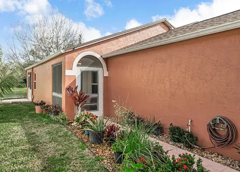 13 Bentwater Circle Boynton Beach FL 33426