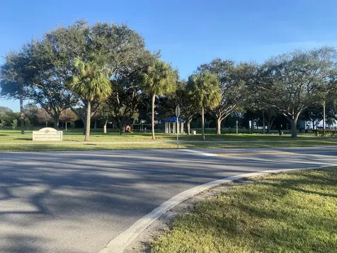 13 Bentwater Circle Boynton Beach FL 33426