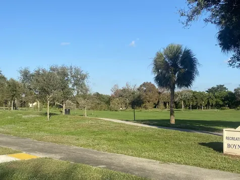 13 Bentwater Circle Boynton Beach FL 33426