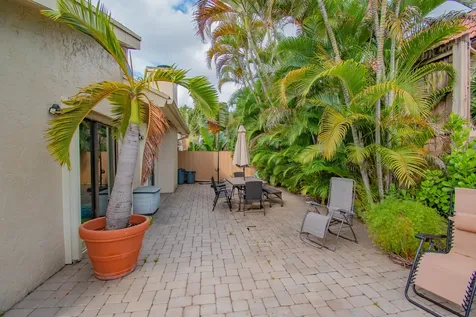 7493 Sierra Drive Boca Raton FL 33433