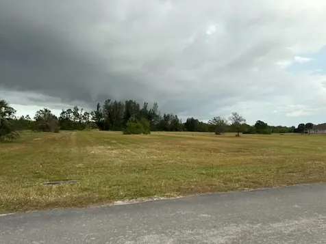 8130 White Fences Lane Vero Beach FL 32968