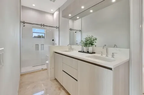 530 Phillips Drive Boca Raton FL 33432