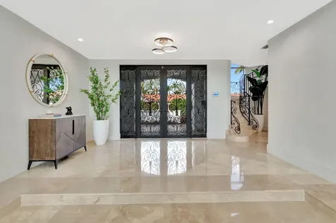 530 Phillips Drive Boca Raton FL 33432