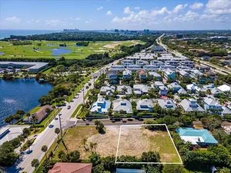 403 Olympus Drive Juno Beach FL 33408