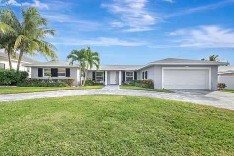 906 Sw 28th Avenue Boynton Beach FL 33435