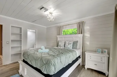 906 Sw 28th Avenue Boynton Beach FL 33435