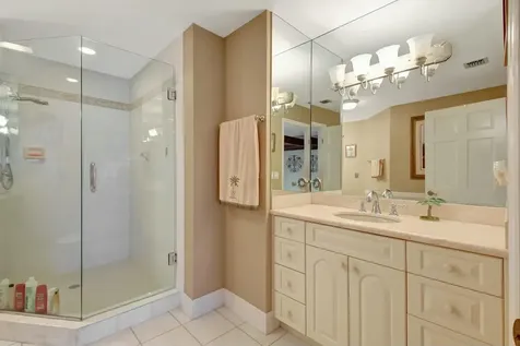 581 S Country Club Drive Atlantis FL 33462