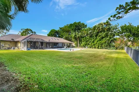 581 S Country Club Drive Atlantis FL 33462