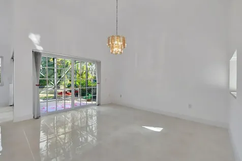 6105 Via Laguna Lane Boca Raton FL 33433