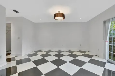 6105 Via Laguna Lane Boca Raton FL 33433