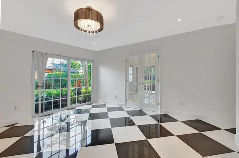 6105 Via Laguna Lane Boca Raton FL 33433
