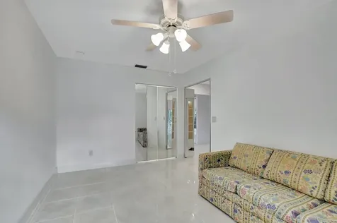 6105 Via Laguna Lane Boca Raton FL 33433