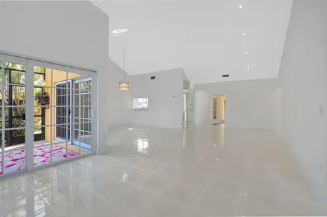6105 Via Laguna Lane Boca Raton FL 33433