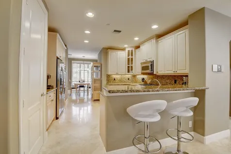 5645 Ne Trieste Way Boca Raton FL 33487