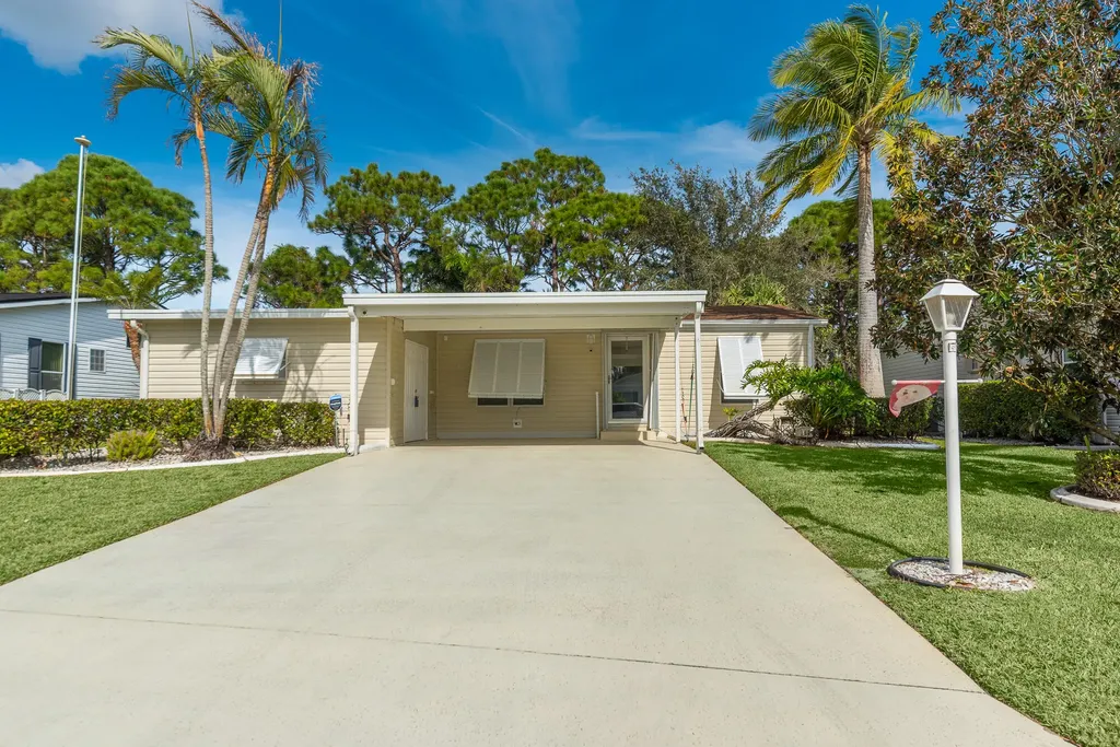3404 Red Tailed Hawk Drive Port Saint Lucie FL 34952