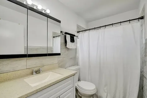 702 Sw 23rd Terrace Boynton Beach FL 33435
