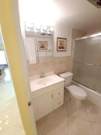 66 Cambridge C West Palm Beach FL 33417