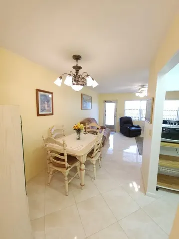 66 Cambridge C West Palm Beach FL 33417