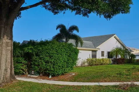 2222 Nw 8th Street Boca Raton FL 33486