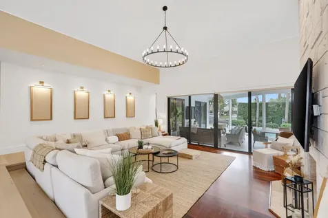 820 Ne Boca Bay Colony Drive Boca Raton FL 33487