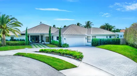 820 Ne Boca Bay Colony Drive Boca Raton FL 33487