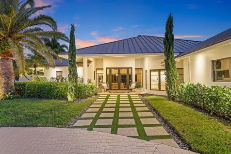 820 Ne Boca Bay Colony Drive Boca Raton FL 33487