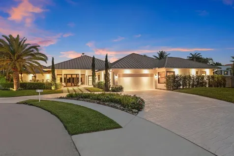 820 Ne Boca Bay Colony Drive Boca Raton FL 33487