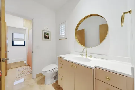 820 Ne Boca Bay Colony Drive Boca Raton FL 33487
