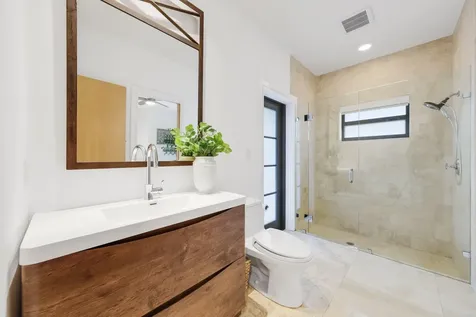 820 Ne Boca Bay Colony Drive Boca Raton FL 33487