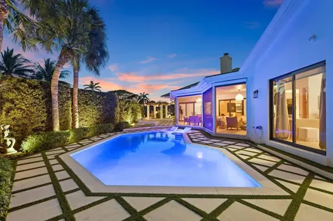 820 Ne Boca Bay Colony Drive Boca Raton FL 33487