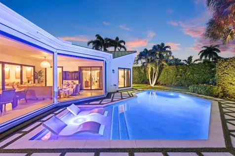 820 Ne Boca Bay Colony Drive Boca Raton FL 33487