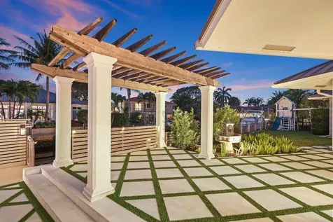 820 Ne Boca Bay Colony Drive Boca Raton FL 33487