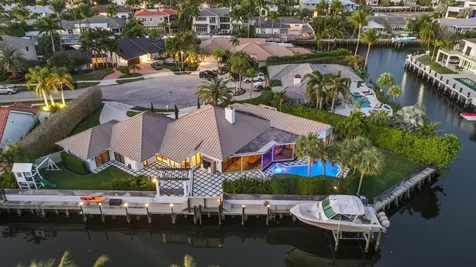 820 Ne Boca Bay Colony Drive Boca Raton FL 33487