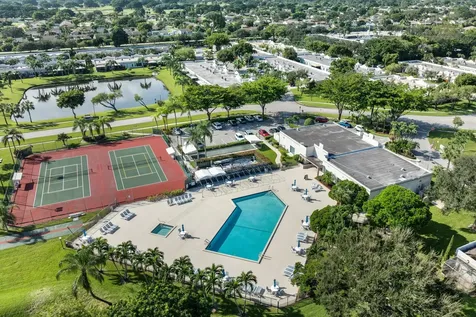 9275 Flynn Circle Boca Raton FL 33496