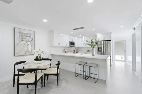 9275 Flynn Circle Boca Raton FL 33496