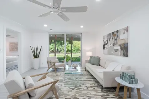 9275 Flynn Circle Boca Raton FL 33496
