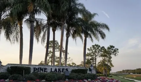 19124 Meadowbrook Court Fort Myers FL 33903