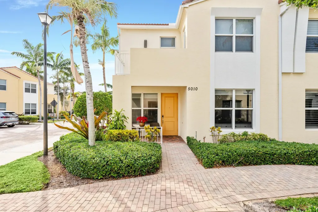 5010 Nw 16th Way Boca Raton FL 33431