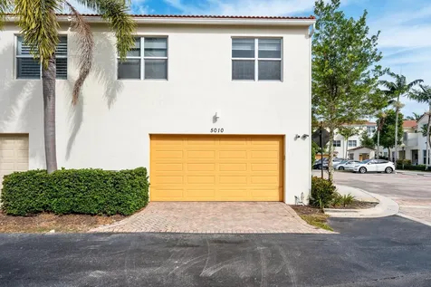 5010 Nw 16th Way Boca Raton FL 33431