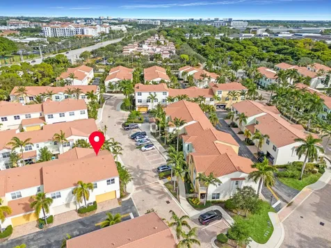 5010 Nw 16th Way Boca Raton FL 33431