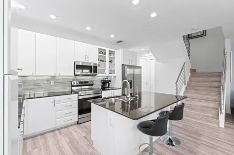 5010 Nw 16th Way Boca Raton FL 33431