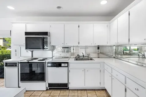 4 Westgate Lane Boynton Beach FL 33436