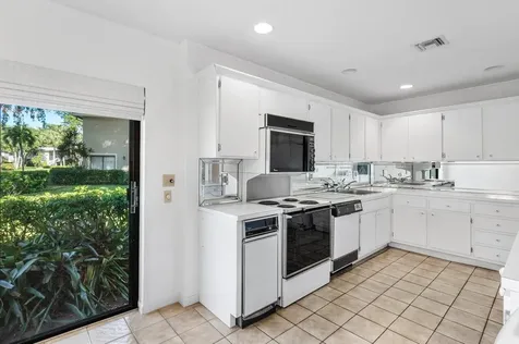 4 Westgate Lane Boynton Beach FL 33436